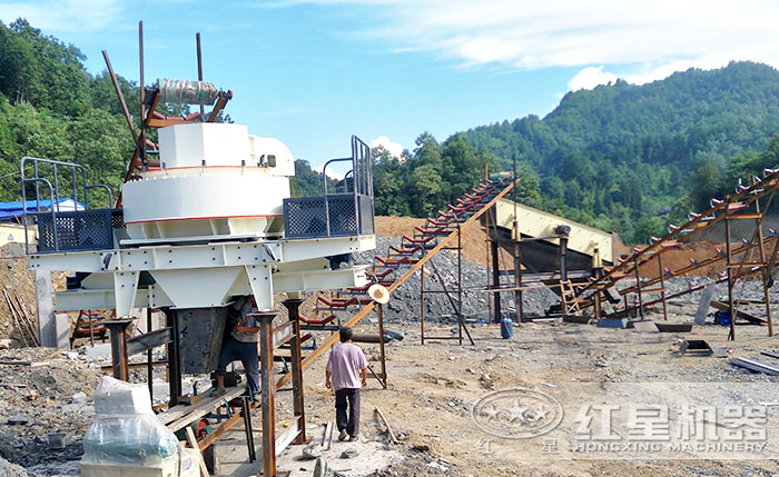 時(shí)產(chǎn)50-60噸建筑垃圾沖擊式破碎機(jī)哪里便宜？河南廠家有推薦嗎？