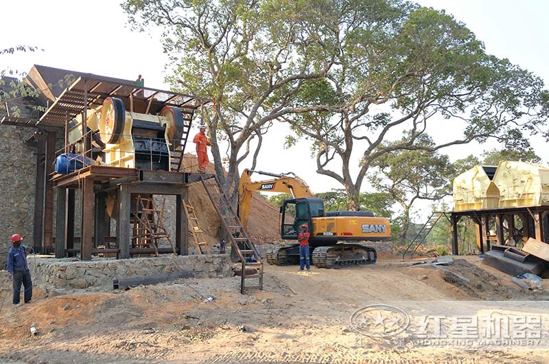 頁巖破碎、制砂海外生產(chǎn)現(xiàn)場搭建中